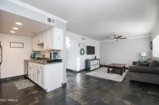 Photo #5: 6319817 Listing