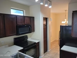 Photo #3: 6319919 Listing