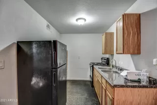 Photo #5: 6320062 Listing