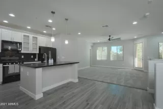 Photo #2: 6320162 Listing