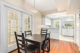 Photo #5: 6320205 Listing