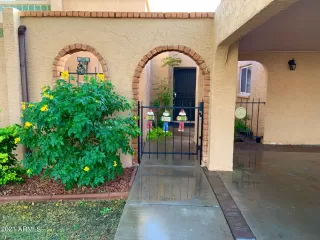 Photo #2: 6320239 Listing 