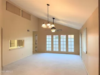 Photo #5: 6320284 Listing