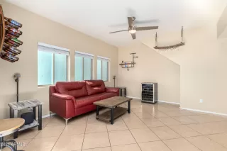 Photo #1: 6320291 Listing 