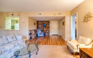 Photo #2: 6320425 Listing