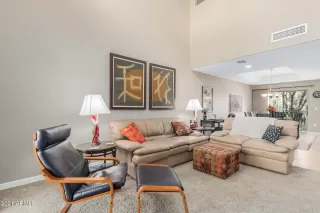 Photo #3: 6320438 Listing