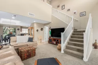 Photo #4: 6320438 Listing