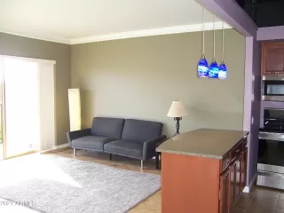 Photo #3: 6320460 Listing