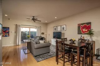 Photo #5: 6320465 Listing