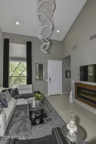 Photo #6: 6320664 Listing 