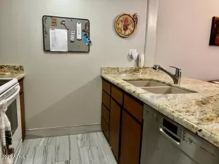 Photo #3: 6320693 Listing 