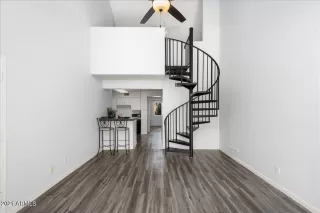 Photo #2: 6320697 Listing