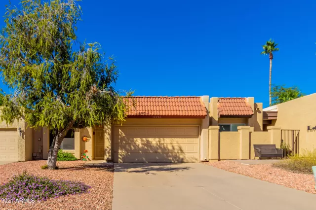 MLS: 6320721 Condo For Sale