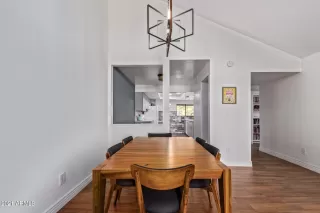 Photo #5: 6320926 Listing 