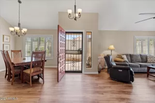 Photo #4: 6320990 Listing