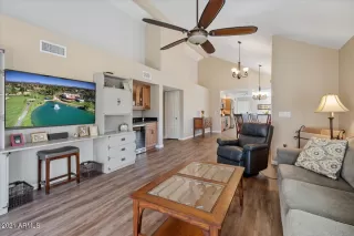 Photo #6: 6320990 Listing