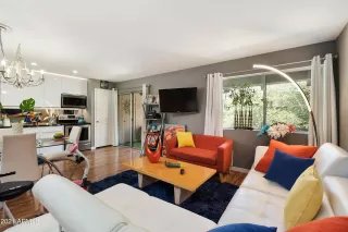 Photo #2: 6321000 Listing