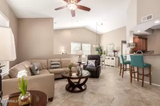 Photo #2: 6321161 Listing