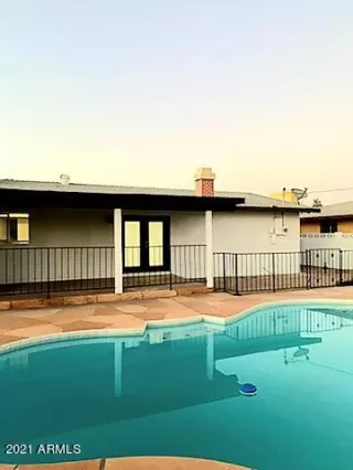 Photo #5: 6321190 Listing 