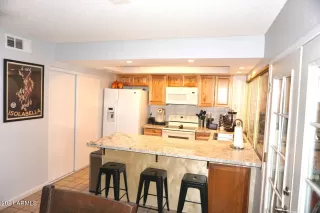 Photo #1: 6321282 Listing