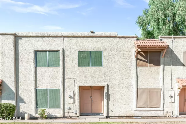 MLS: 6321410 Condo For Sale