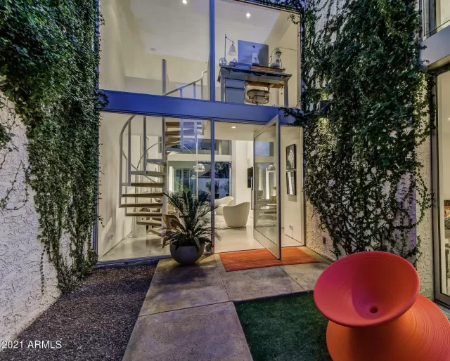 MLS: 6321533 Condo For Sale