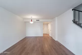 Photo #3: 6321601 Listing