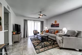 Photo #2: 6321656 Listing