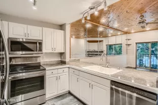 Photo #6: 6321811 Listing 