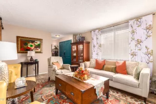 Photo #3: 6322025 Listing