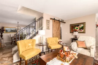 Photo #4: 6322025 Listing