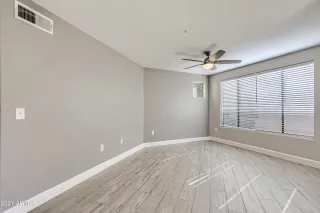 Photo #5: 6322033 Listing