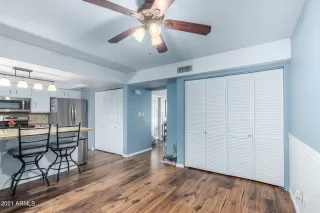 Photo #6: 6322062 Listing