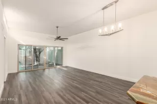 Photo #5: 6322523 Listing