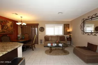 Photo #6: 6322618 Listing