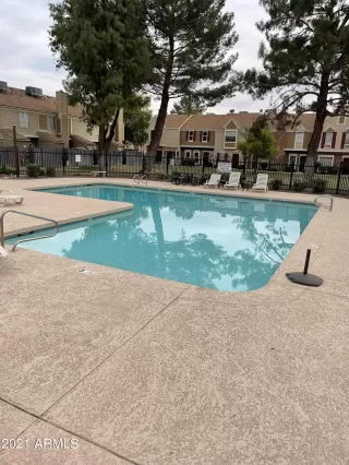 Photo #2: 6322703 Listing