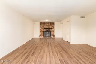 Photo #2: 6322757 Listing 