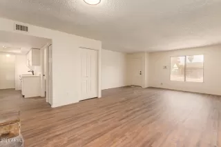 Photo #4: 6322757 Listing 