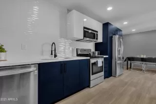 Photo #6: 6322772 Listing