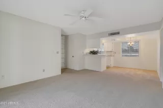 Photo #5: 6322893 Listing