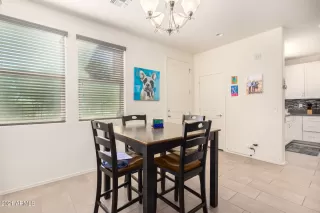 Photo #5: 6322932 Listing