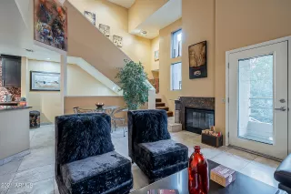 Photo #5: 6322935 Listing