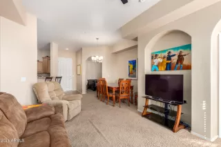 Photo #4: 6323024 Listing