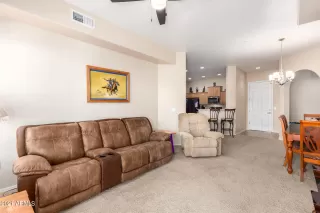 Photo #6: 6323024 Listing