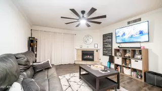 Photo #5: 6323076 Listing