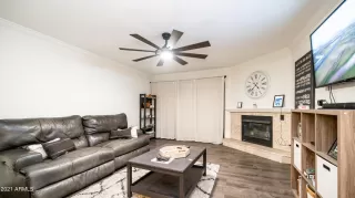 Photo #6: 6323076 Listing