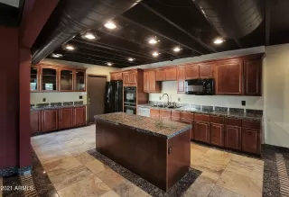 Photo #4: 6323163 Listing