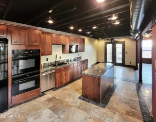 Photo #5: 6323163 Listing