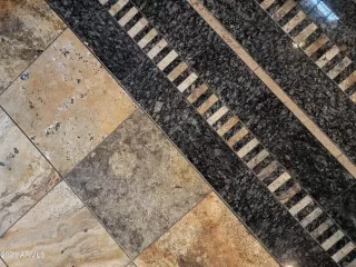 Photo #6: 6323163 Listing