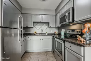 Photo #4: 6323243 Listing